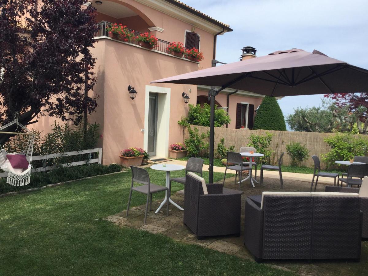Ellebi B&B Montone  Exteriör bild