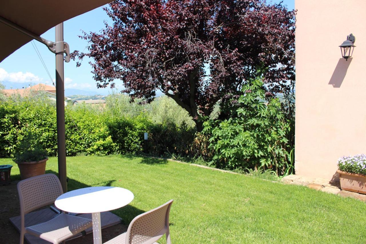 Ellebi B&B Montone  Exteriör bild